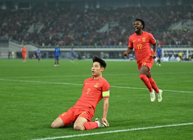 1724637246590013760.jpg (体育)(26)足球——世预赛:中国队对阵新加坡队XxjpseC007202_20240326_PEPFN0A001.jpg